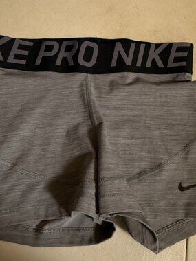 Nike Pro Dri-FIT Compression Shorts Gray Women's Small Athletic Training Workout